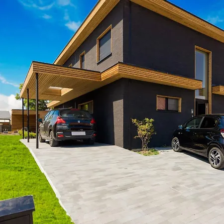 Elegant Holiday In Near The Beach Feriehus *